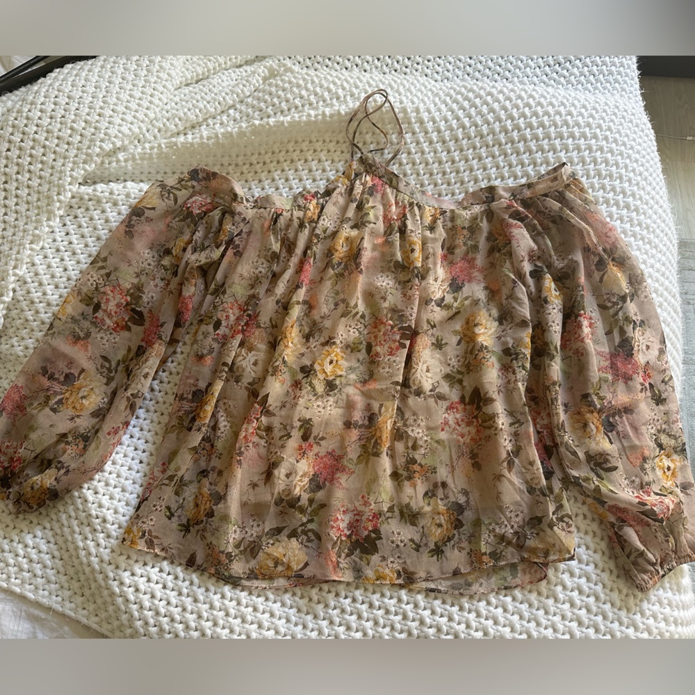 Bailey 44 Spring floral top.